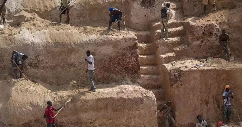 Temiz enerjinin anahtarı Afrika! Dünya devleri hazine için sıraya girdi.