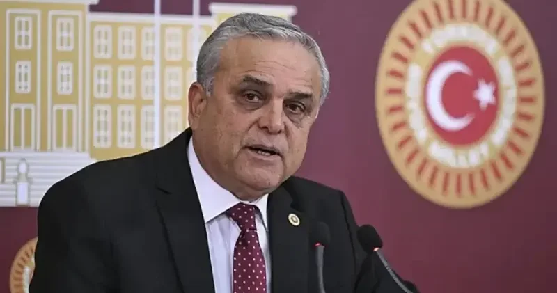 CHP li Hasan Ufuk Çakır ihraç talebi sonrası partiden istifa etti Politika Haberleri