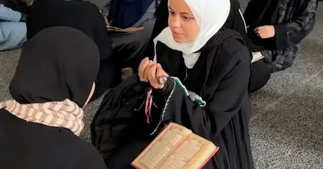 Nuseyrat Kampı’nda tüm zorluklara rağmen hafızlık töreni düzenlendi VİDEO İZLE