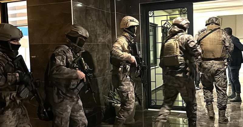 6 ilde FETÖ nün finans yapılanmasına operasyon: 13 gözaltı kararı