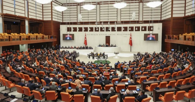 Cumhur un elleri ret için kalktı Sözcü Gazetesi