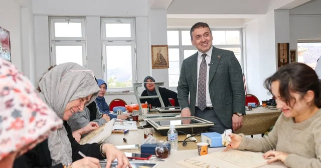 Vali Sözer Halk eğitimi faaliyetleri toplumsal kalkınmaya da önemli katkılar sunuyor Bilecik Haberleri