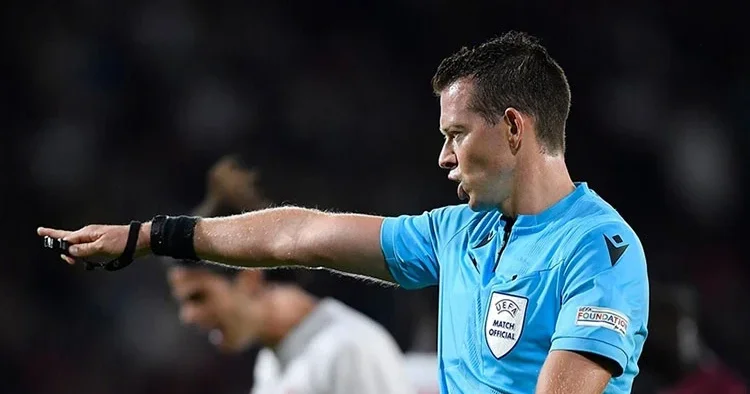 Fenerbahçe yi yakan hakem Galatasaray maçında!