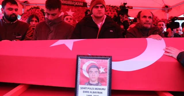 Şehit polis memuru, memleketi Samsun da toprağa verildi Samsun Haberleri