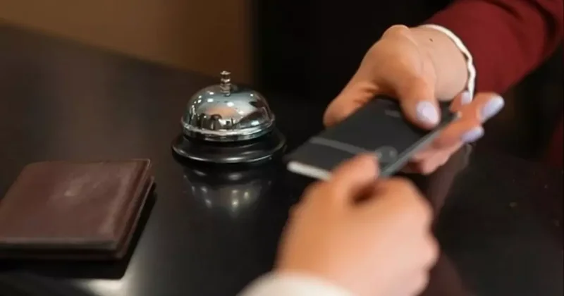 Otellerde yeni dönem! Resepsiyona kimlik bırakma devri bitti