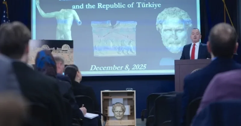 Türkiye’den kaçırılmışlardı... ABD 41 tarihi eseri iade etti