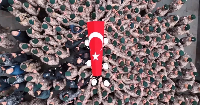 Şehit polise silah arkadaşlarından duygusal veda