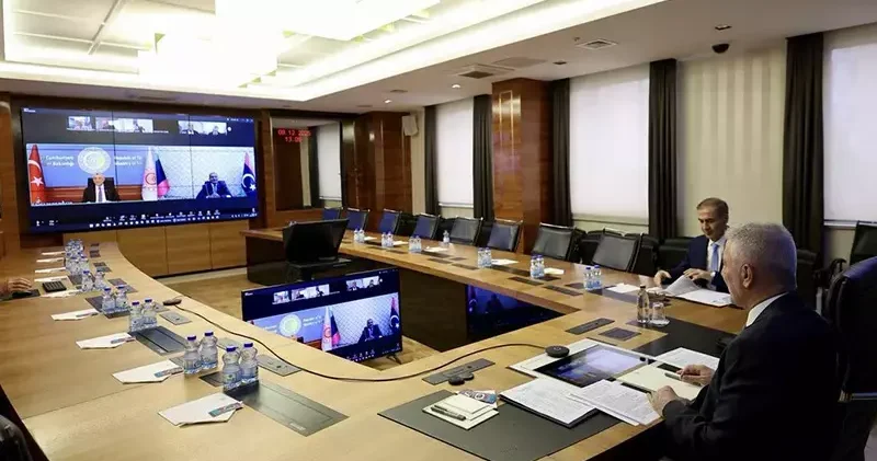 Bakan Bolat, Libya Ulaştırma Bakanı eş Şehubi ile çevrim içi görüştü