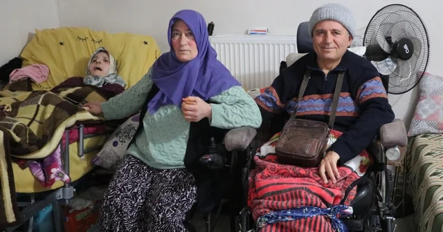 21 yıldır serebral palsili ablası ile ağabeyine bakıyor Kayseri Haberleri