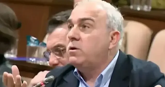 Fatih Belediye Başkanı Turan dan İBB yönetimine: Kilometreler boyunca afişler astınız ne yenilendi? VİDEO İZLE