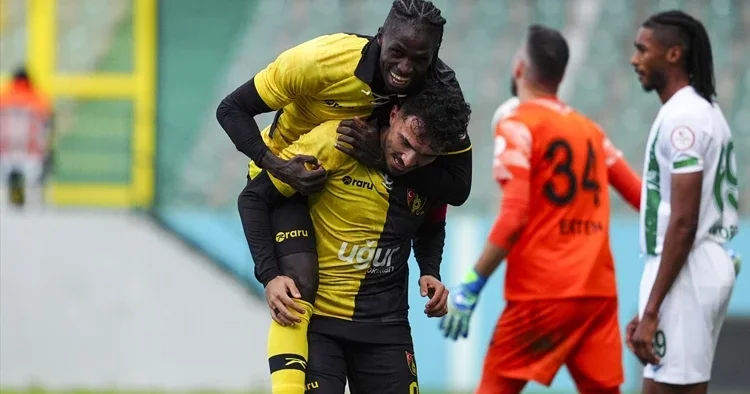 İstanbulspor, Serikspor u 3 golle devirdi!