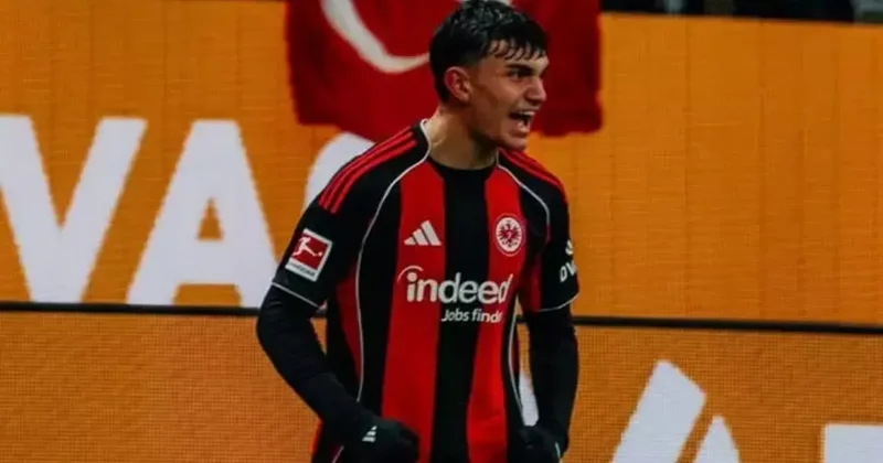 Dortmund u ellerinden kaçırdılar! 6 gollü maça milli yıldız damga vurdu