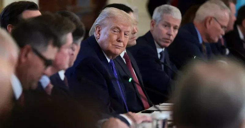 ABD Başkanı Trump tan dikkat çeken İran iddiası: Halk bazı şehirleri ele geçiriyor