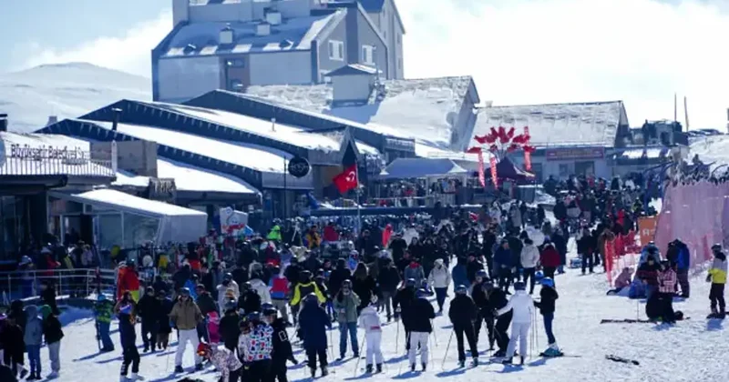 Erciyes 23 günde 550 bin turist çekti: Hedef 3 milyon