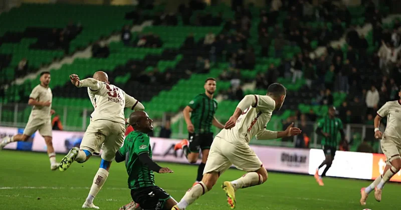 Sakaryaspor ile Bandırmaspor puanları paylaştı!