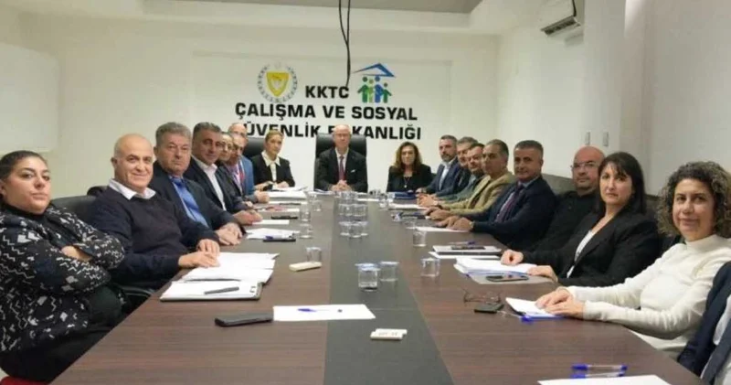 Asgari ücret 52 bin 738 TL oldu: İşçiler isyan etti