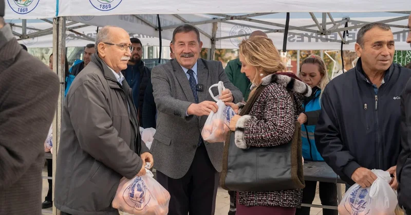 Belediye hasat etti, halka bedava dağıttı Sözcü Gazetesi
