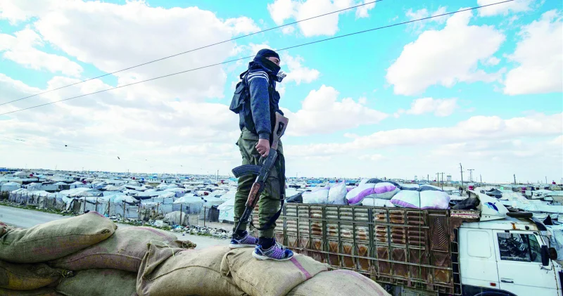 Hol Kampı’nı bırakıp kaçtılar Ortadoğu Haberleri