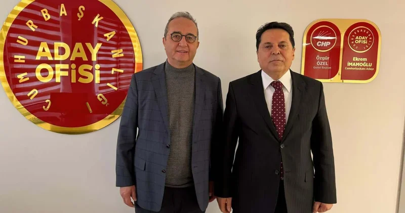 Ahmet Özer den CHP Cumhurbaşkanlığı Aday Ofisi ne ziyaret: Cumhurbaşkanı adayımız Ekrem İmamoğlu’na üstün başarılar dilerim