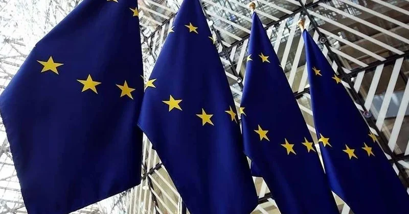 AB mobil dolaşım avantajları artık AB üyesi olmayan 2 ülkede de geçerli Sözcü Gazetesi