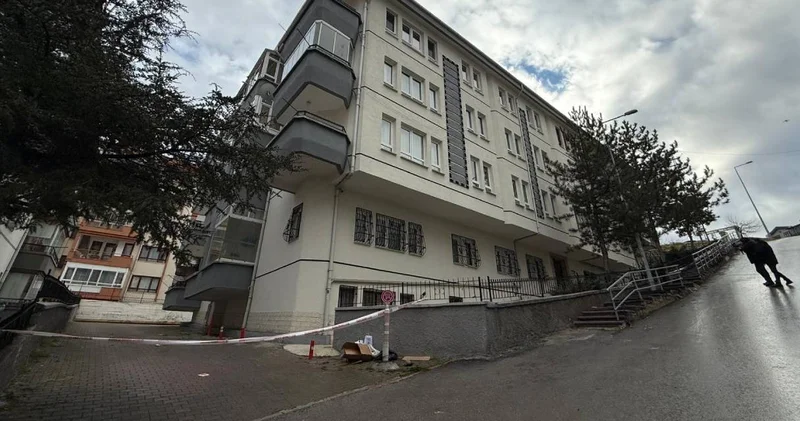 Ankara da çökme tehlikesi: 5 katlı bina boşaltıldı