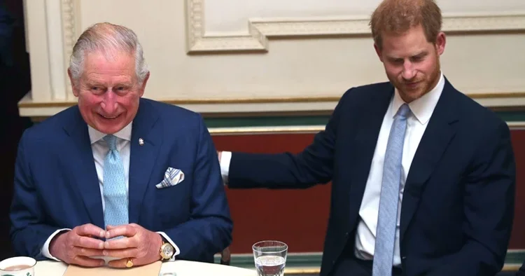 Yıllarca esip gürledi, kafa tuttu: Şimdi kalbinde yaralı bir umut yeşerdi: Baba, ne olur tut elimden!