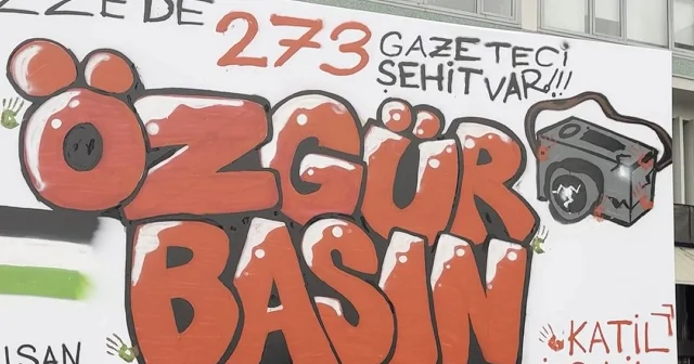 Çalışan Gazeteciler Günü nde Filistinli gazeteciler için grafitili anma VİDEO İZLE