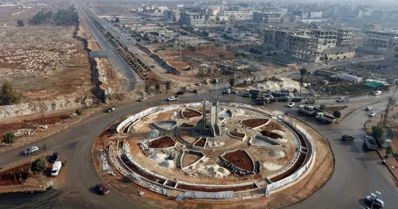 Al Monitor: Halep çatışmaları öncesindeki Şam SDG görüşmesi ‘garipti’; Suriye Dışişleri Bakanı bir anda Amerikalı komutanın odadan çıkmasını istedi