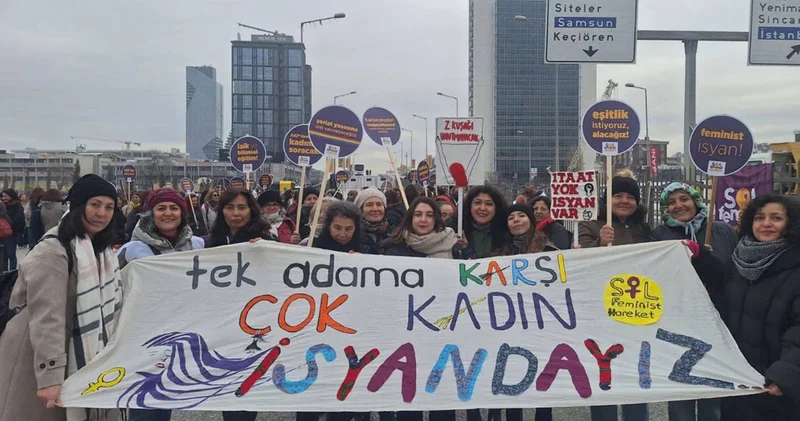 Büyük Kadın Mitingi Ankara da başladı: Tek adama karşı çok kadın isyandayız!