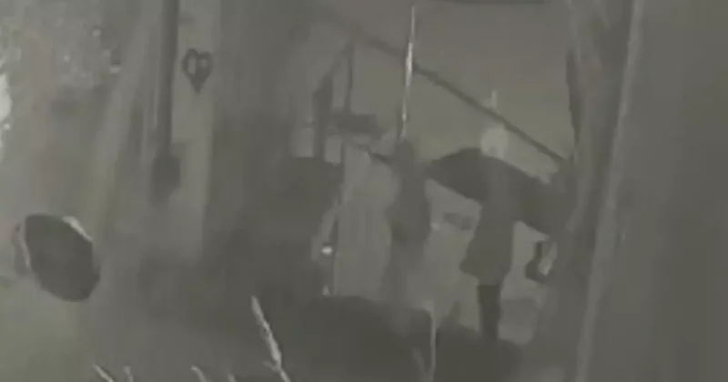 Sarıyer’de alkollü şahıslar keşif yaptıkları iş yerine silahla ateş açtı