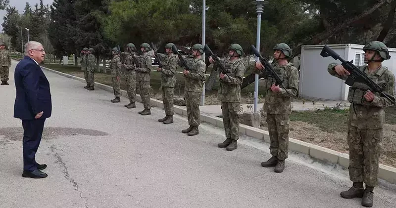 Bakan Güler, Kilis te birlikleri denetledi