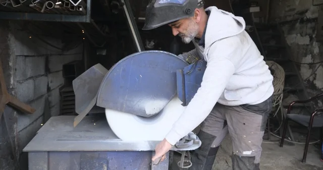 Erzincan da çobanlıktan demir ustalığına uzanan bir başarı hikâyesi Erzincan Haberleri