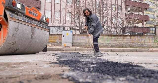 Elazığ da asfalt yama uygulaması sürüyor Elazığ Haberleri