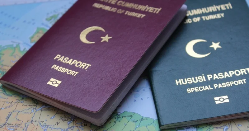 Kaan Sezyum: Sağ olsunlar itibarımızdan tasarruf etmeye etmeye, dünyanın en vasıfsız pasaportlarından birine sahip olduk