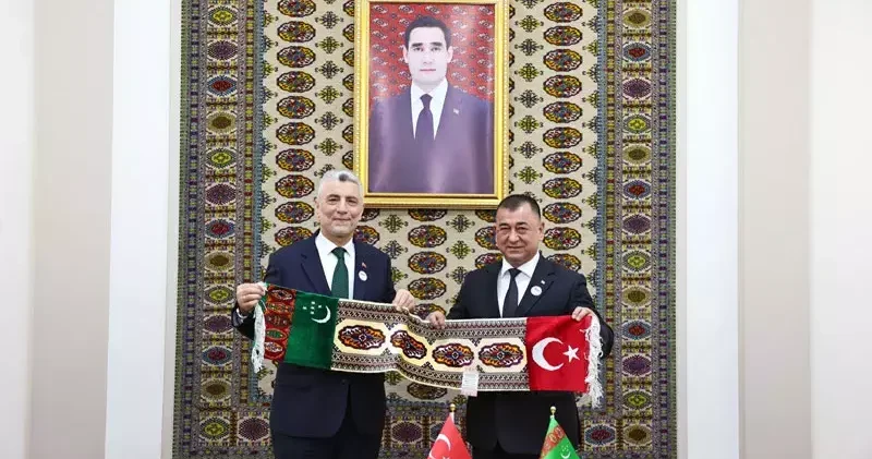 Bakan Bolat, Türkmenistan Bakanlar Kurulu Başkan Yardımcısı Ataguliev ile görüştü