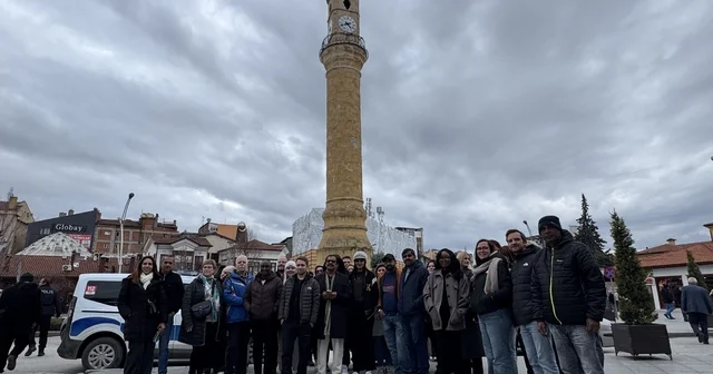 Dünyanın farklı ülkelerinden gelen turizm acente temsilcileri, Çorum un tarihi mekanlarını gezdi Çorum Haberleri