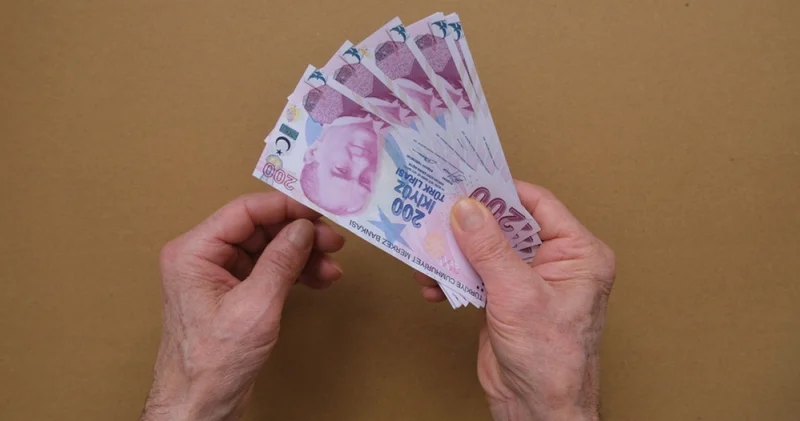 100 bin TL lik ihtiyaç kredisi faiz oranı yüzde kaç, geri ödeme planı nasıl, aylık taksit ne kadar, toplam tutar ne kadar?