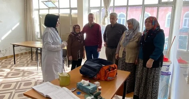 Köyde yaşayan vatandaşlara kanser taramalarının önemi anlatıldı Bartın Haberleri