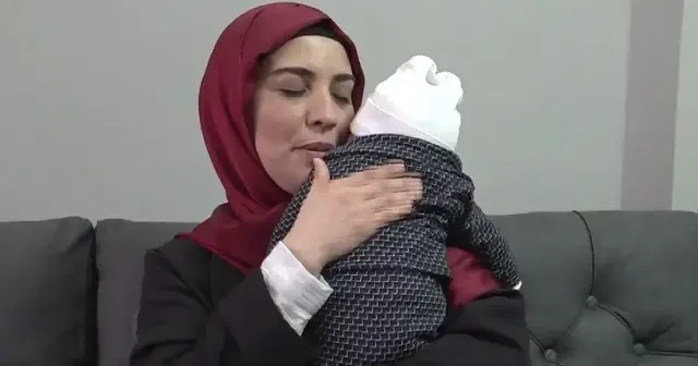 Eskişehirli ailenin fedakarlığı gözleri yaşarttı: 3 ü koruyucu olmak üzere 5 çocuğa yuva oldular VİDEO İZLE