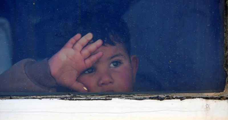 İşgalci İsrail, Refah Sınır Kapısı ndan geçmesi planlanan kişilerin yalnızca yüzde 25 ine izin verdi