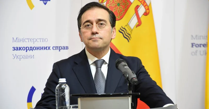 Filistin, İspanya Dışişleri Bakanı Albares e devlet liyakat nişanı verdi