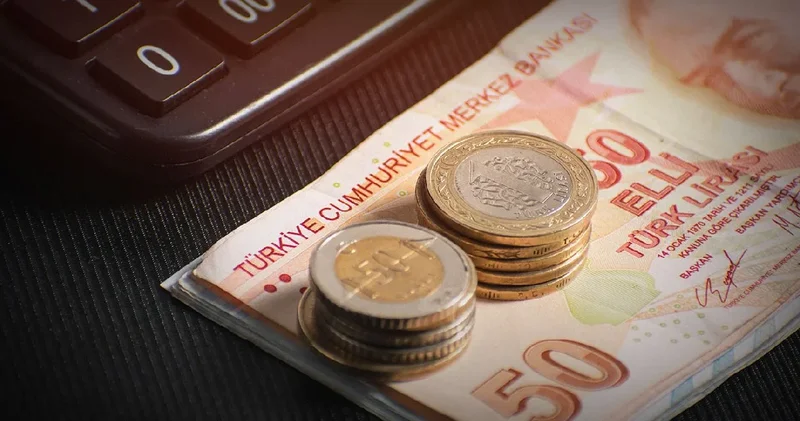 İktidar medyası duyurdu: Devlet tüm çalışanların maaşının yüzde üçünü kesecek!