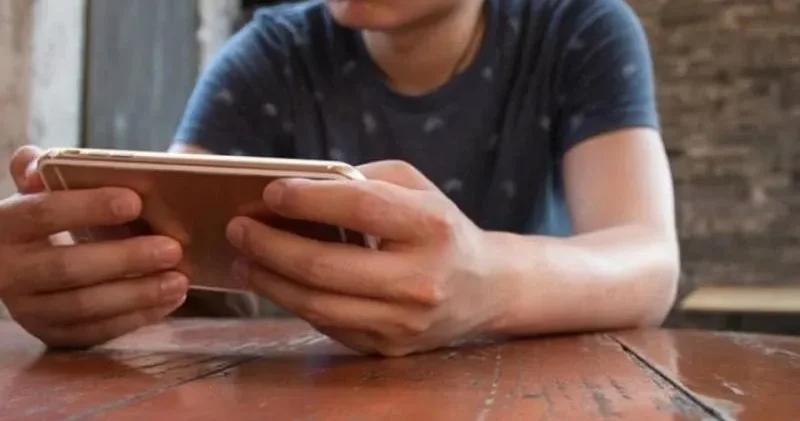 Sosyal medya devlerine karşı emsal oluşturabilecek dava başladı; bağımlılık makinesi yaratmakla suçlanıyorlar