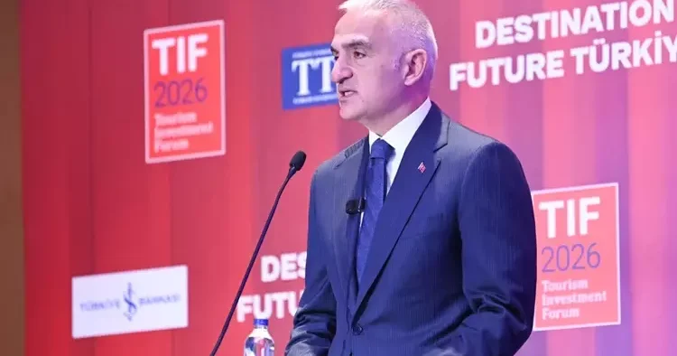 Türkiye nin yeni hedefi 68 milyar dolar! Bakan Ersoy açıkladı