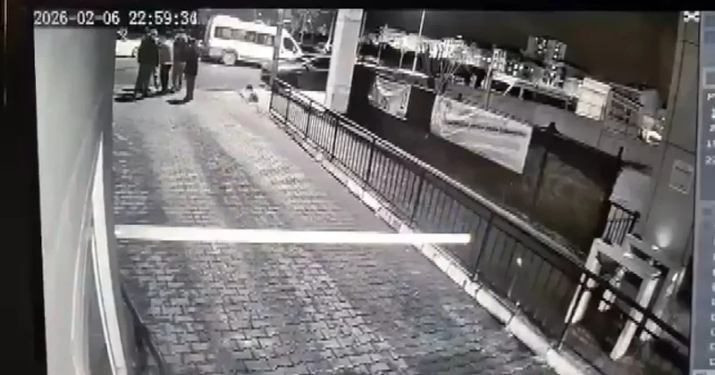 Küçükçekmece de polis memuru ve eşini sokak ortasında darbettiler