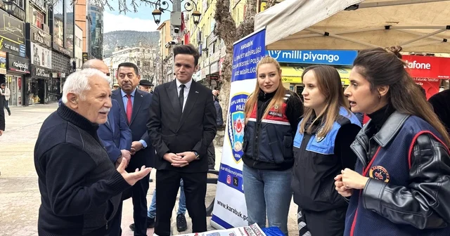 Karabük te dolandırıcılığa karşı bilgilendirme stantları kuruldu Karabük Haberleri
