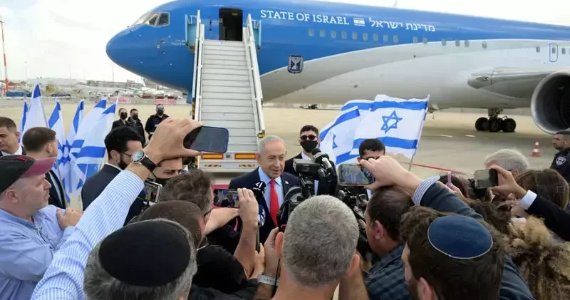 Netanyahu, Trump ile görüşmek üzere yola çıktı