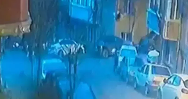 Gaziosmanpaşa da bomba yapıp patlatan şüpheli kamerada