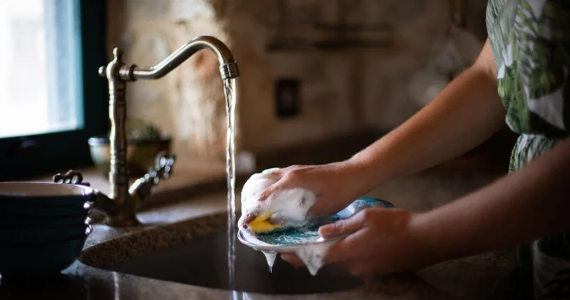 Mutfağınızdaki 10 şeyi hemen atmalısınız