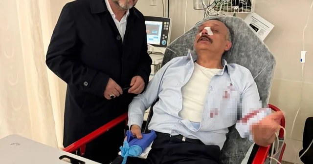 Yozgat ta öğrenci yakını, okul müdürünü darbetti Yozgat Haberleri